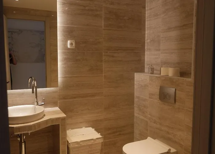 Zora - Free Swimming Pool And Garage Parking Appartamento
